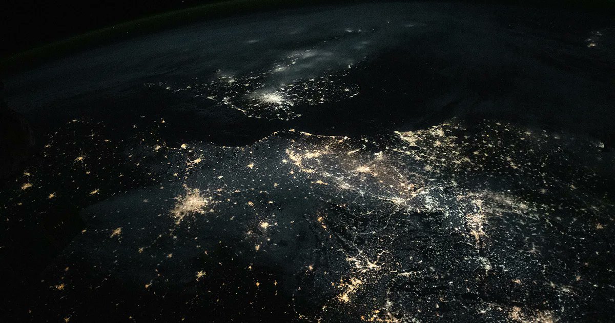 Agentic AI Intelligence Explosion Through Socially Aggregated Cognition