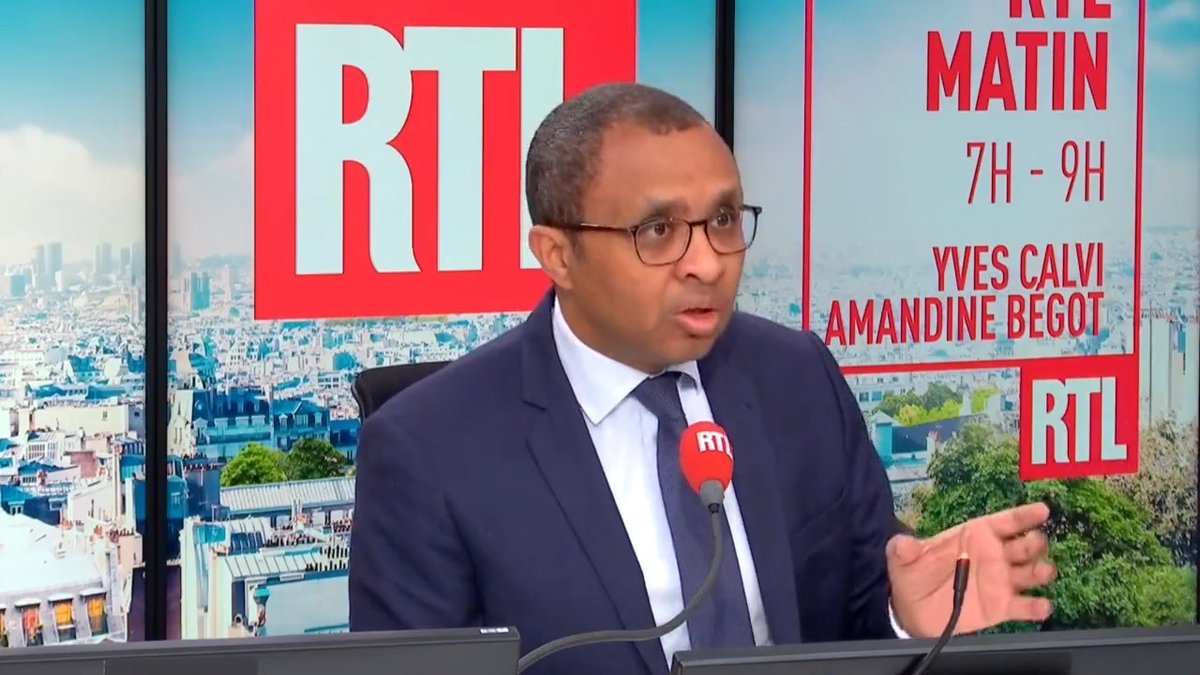 School Bullying Mechanisms and New Student Targets