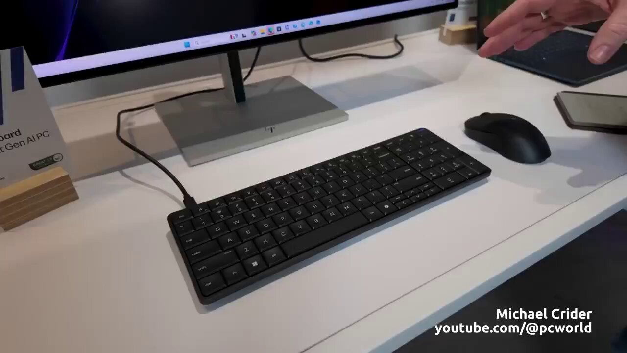 HP EliteBoard G1a: Desktop PC Reimagined as Keyboard