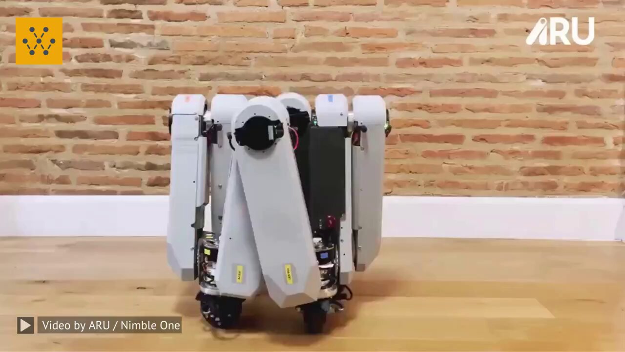 Aru Robot Adapts Shape to Navigate Obstacles Intelligently