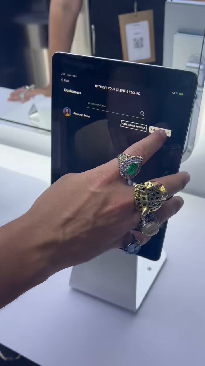 L’Oreal AI Hair Reader Uses Precision Optics Analysis