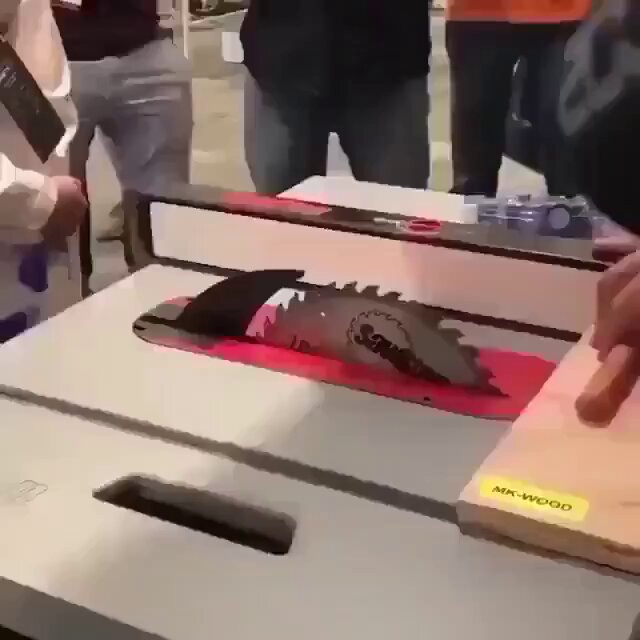AI-Powered Saw Blade with Automatic Safety Stop Technology