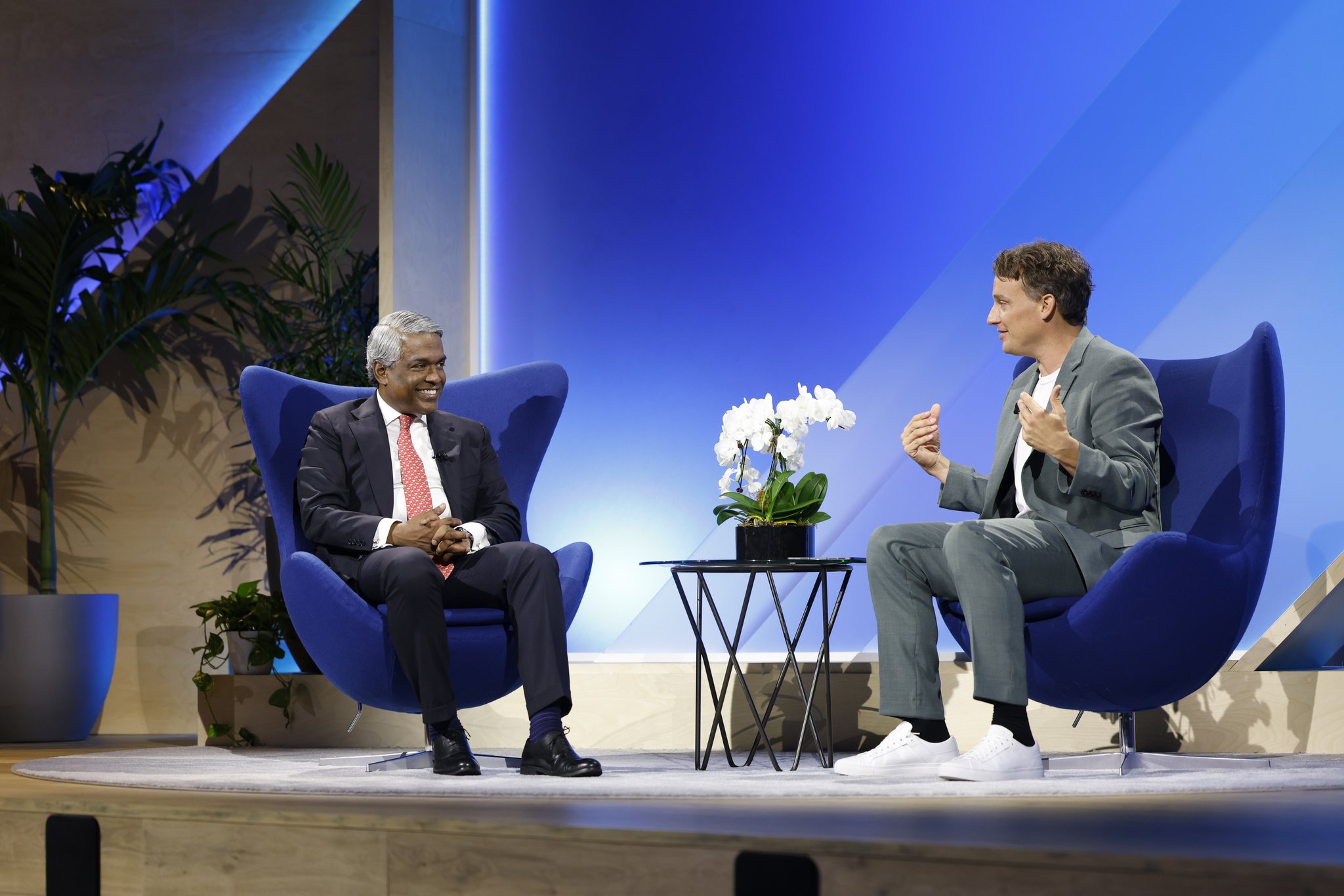 Data Cloud Platform Revolutionizing Business Decision Making Strategy