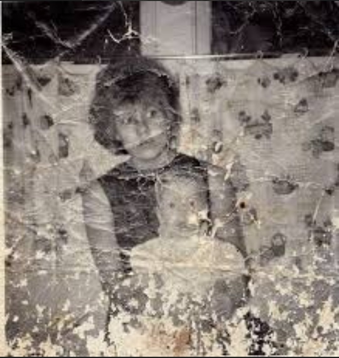 GPT Image 2 Reimagines Damaged Photos with Generative AI