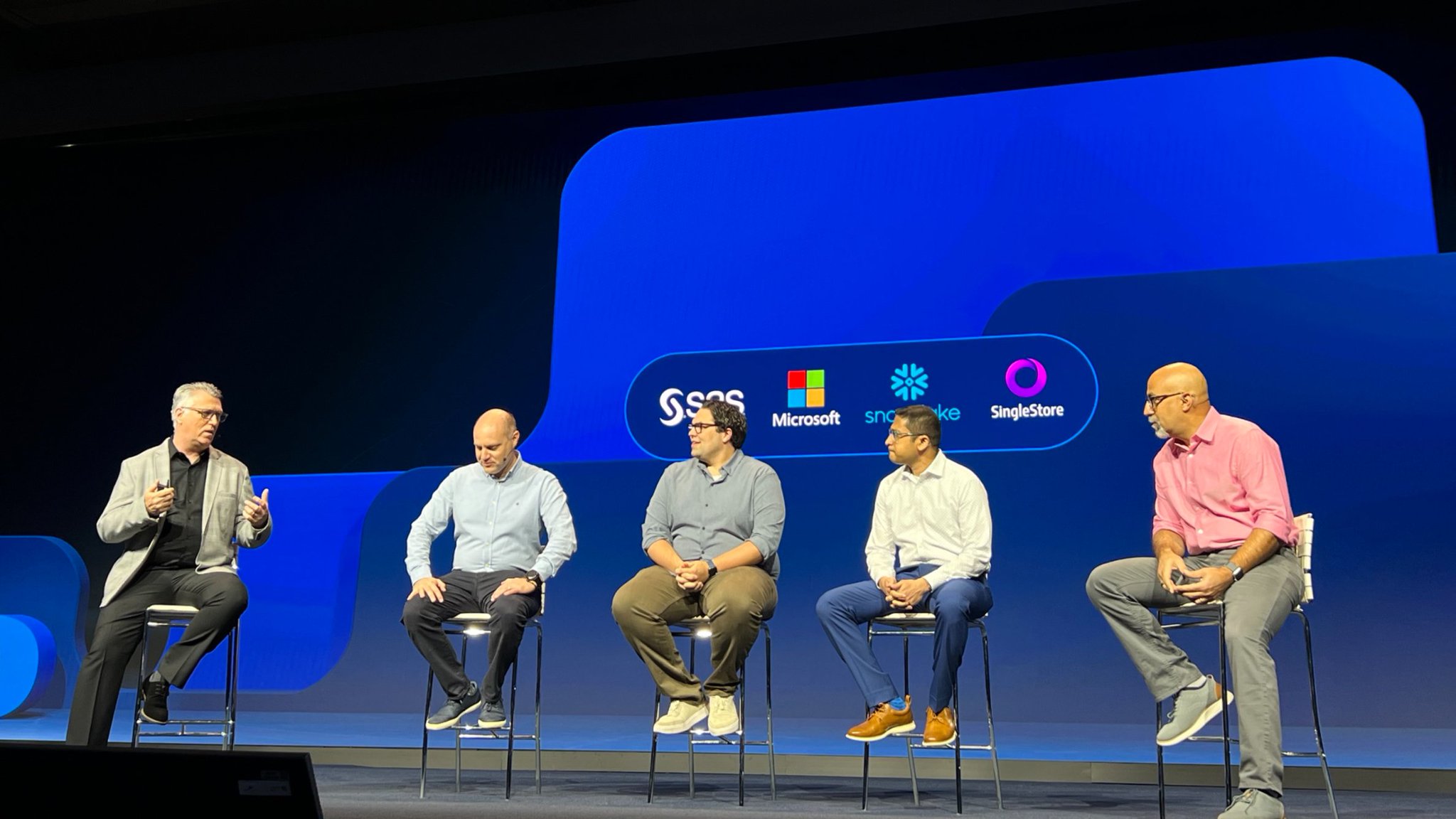 SAS Partners With Microsoft Snowflake SingleStore on Generative AI