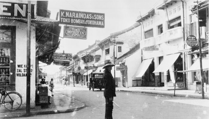 Converting Distorted 1920s Batavia Photo to Video