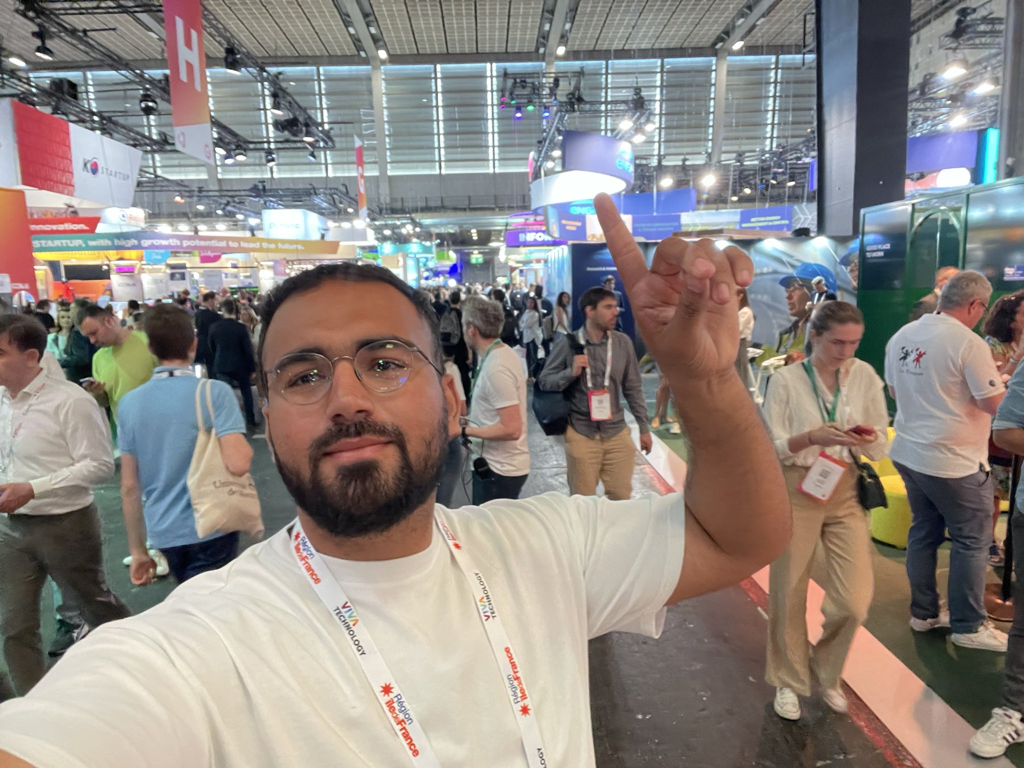 Mega Thread on AI innovations at VivaTech in partnership with Orange