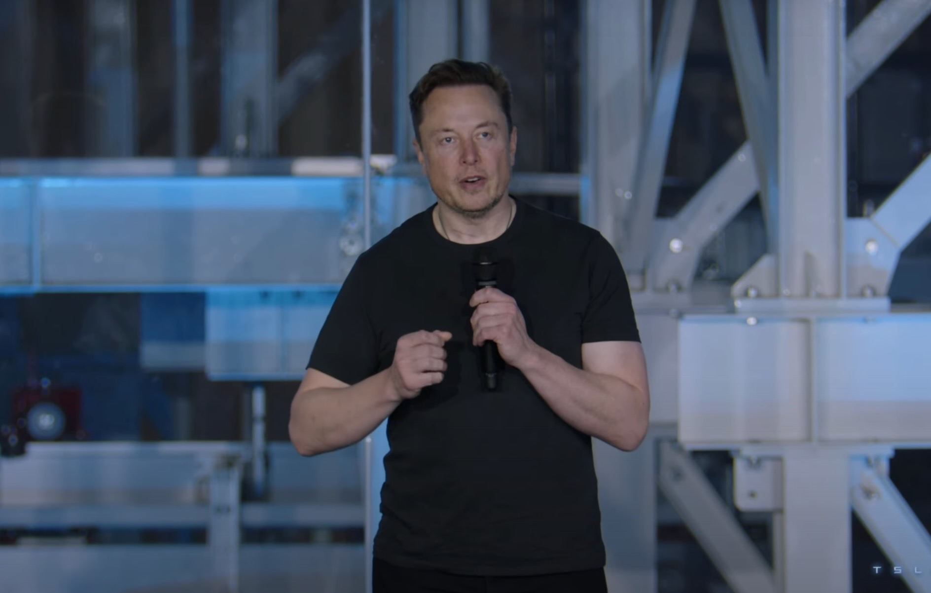 Musk’s Compensation Outpaces Tesla’s Autonomous Driving Progress