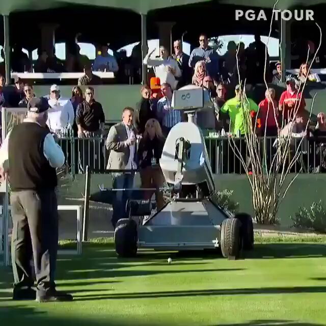 Robot Playing Golf – Robotics and Technology Innovation