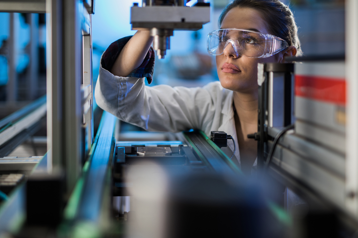 Women in Tech: Progress Against Gender and Pay Disparities