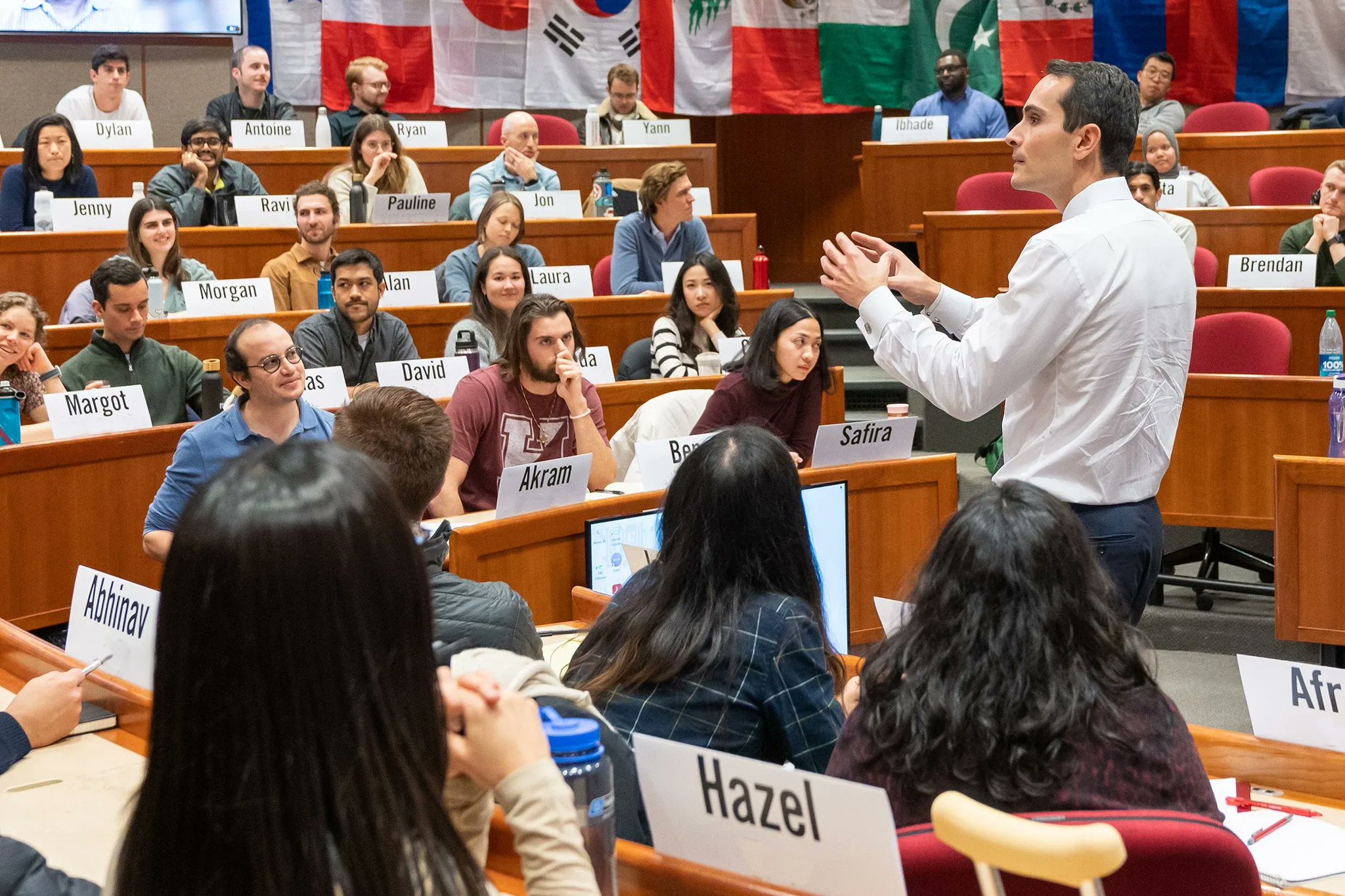 AI-generated personal MBA curriculum with prompts