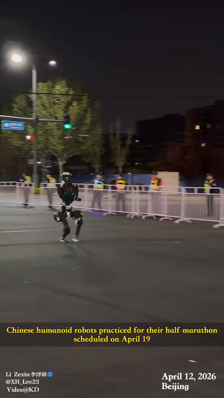 Chinese humanoid robots train for half-marathon competition