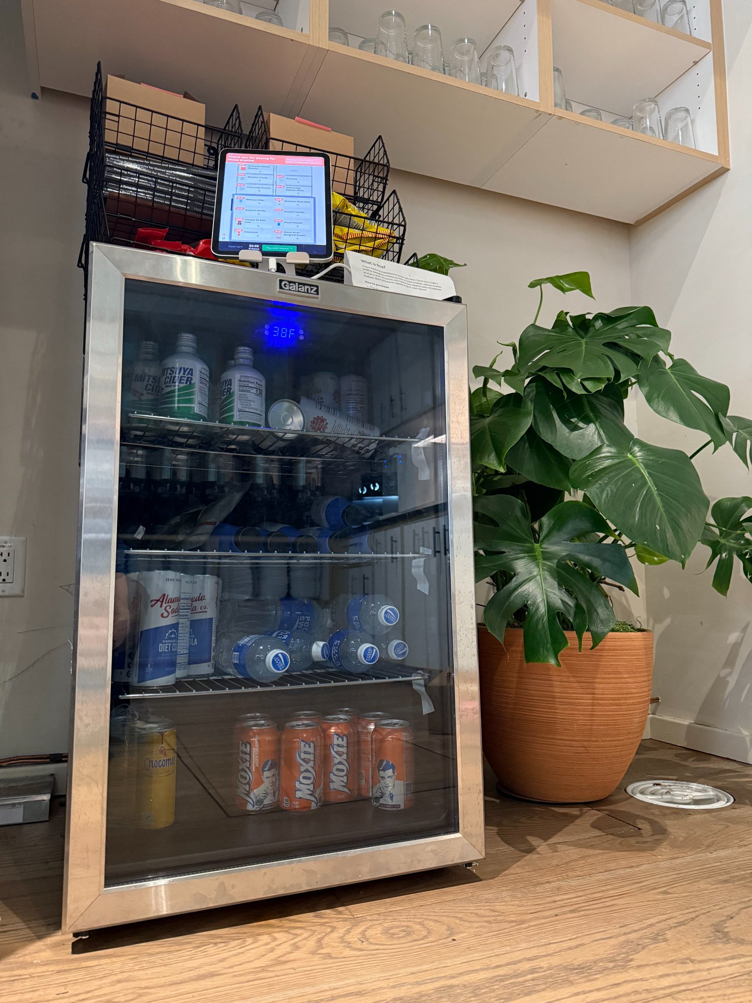 AI Autonomously Manages Vending Machine Business Operations
