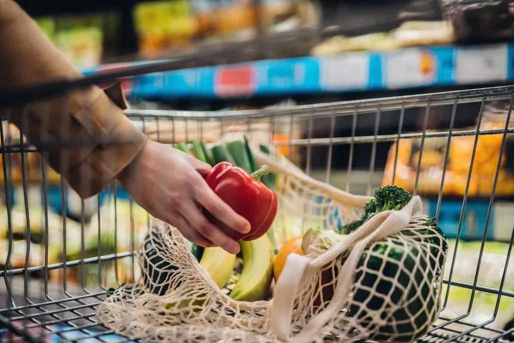 AI and Edge Computing Transform Checkout-Free Retail Stores