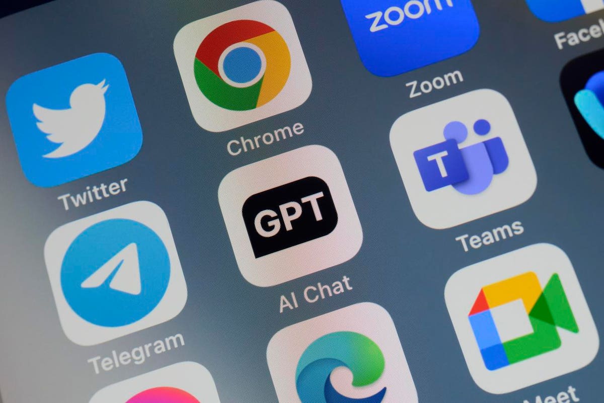 ChatGPT-4 Five Times Smarter Than ChatGPT-3, Tech Leaders Call for Pause