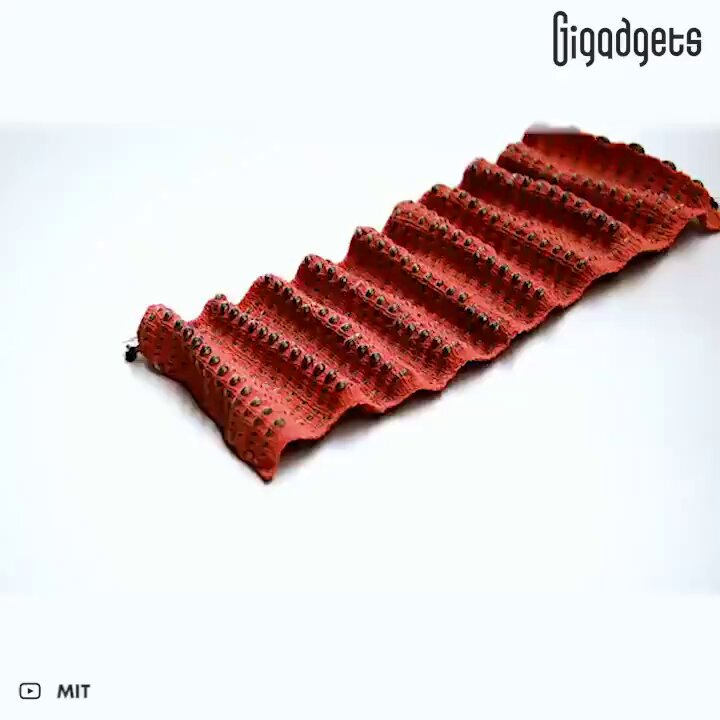 Robotic Fiber That Bends and Twists with Wearer Movements