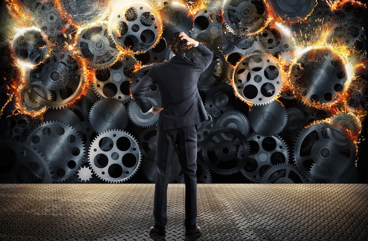 2024 Manufacturing Challenges: Digital Transformation Imperative