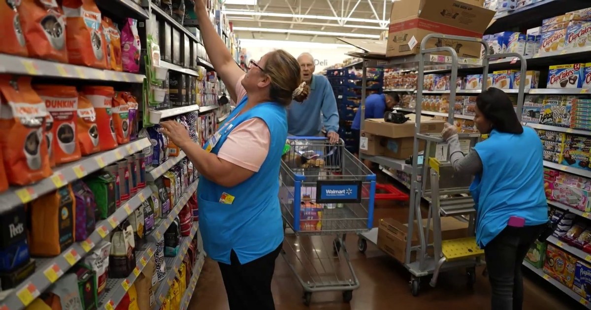 Walmart Deploys AI to Streamline Operations and Workforce Organization