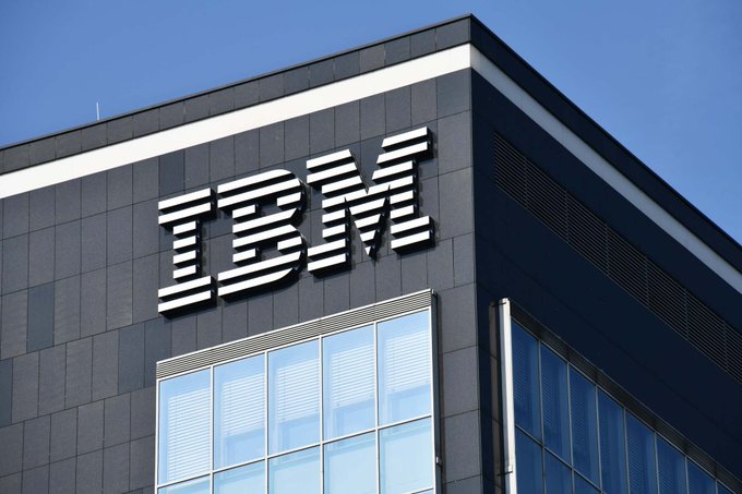 IBM Cuts 8000 HR Jobs as AI Automation Takes Over