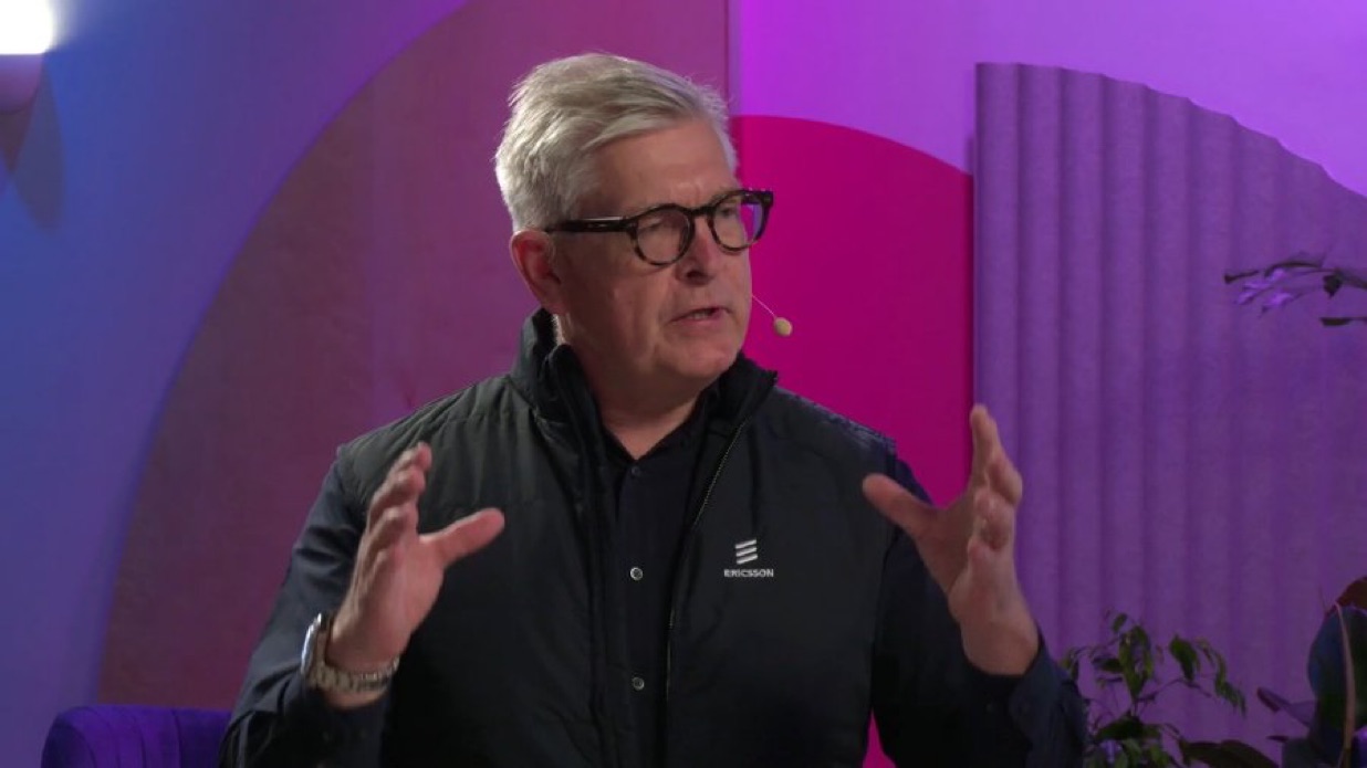 AI Expansion Beyond Data Centers Demands Open 5G and AI-Native 6G
