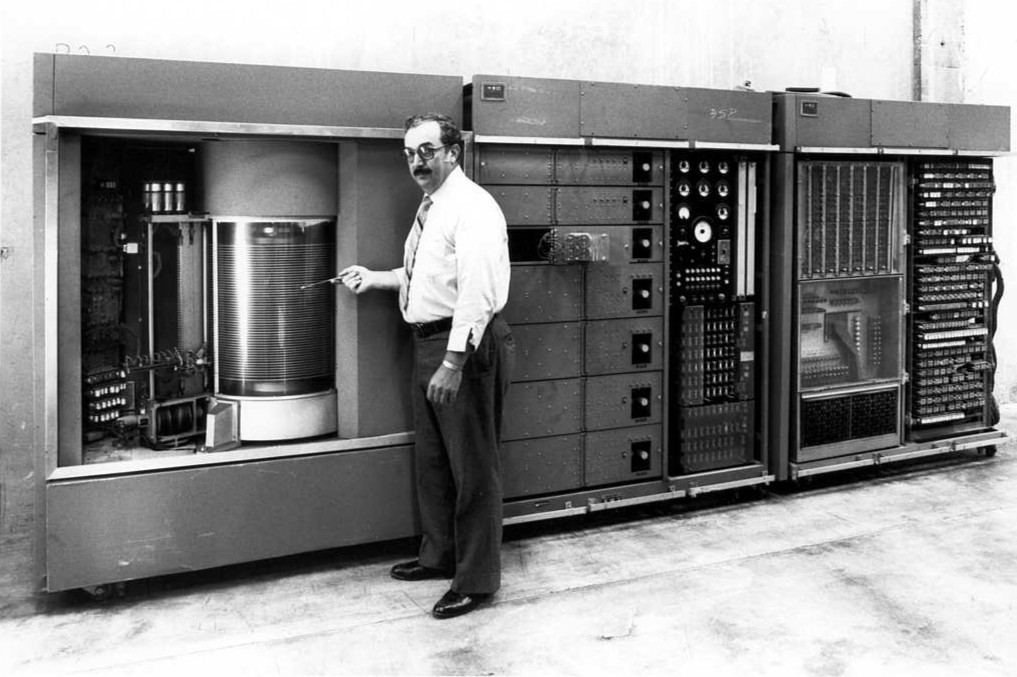 IBM’s 1956 RAMAC: First Disk Drive Revolution