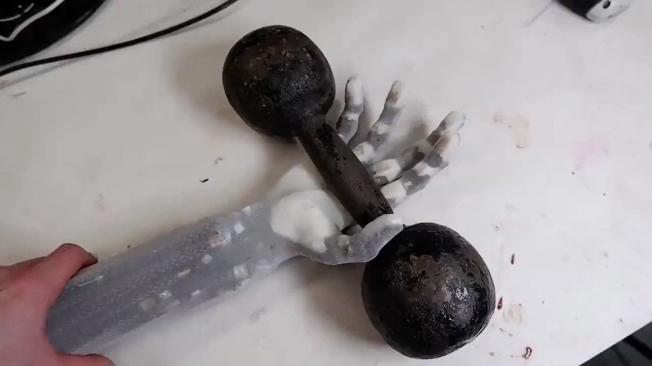 Artificial Muscles: Water-Operated Robotic Arm Innovation