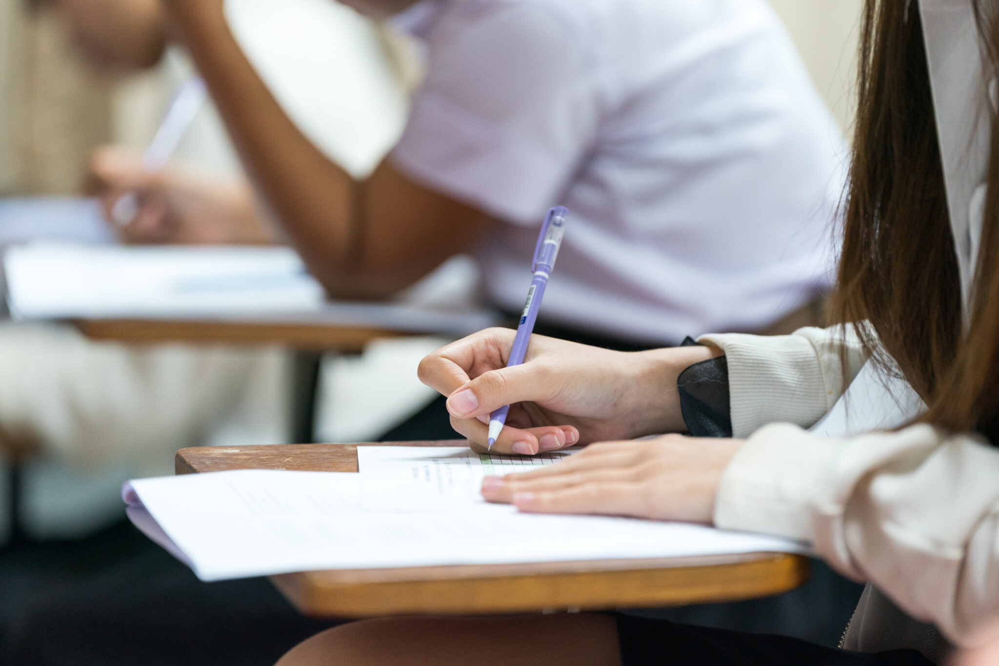 University Standards Decline Amid Grade Inflation and Student Unpreparedness