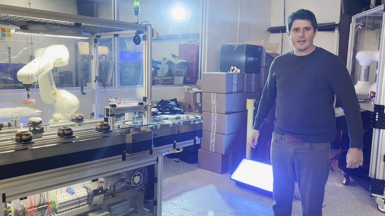 Discrete Manufacturing Revolutionized by AI and Metaverse