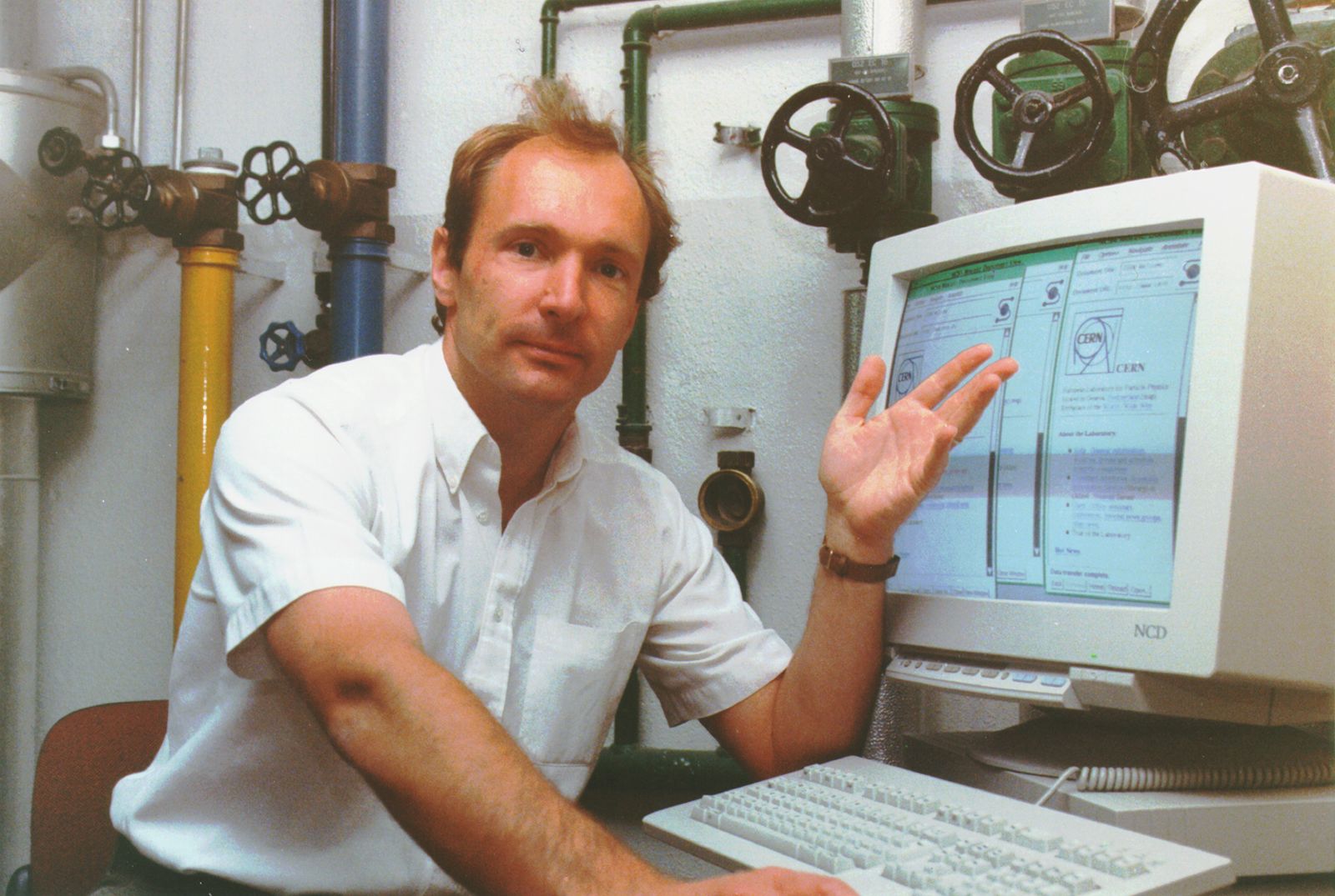 Tim Berners-Lee’s Web: Foundation for Modern Technology